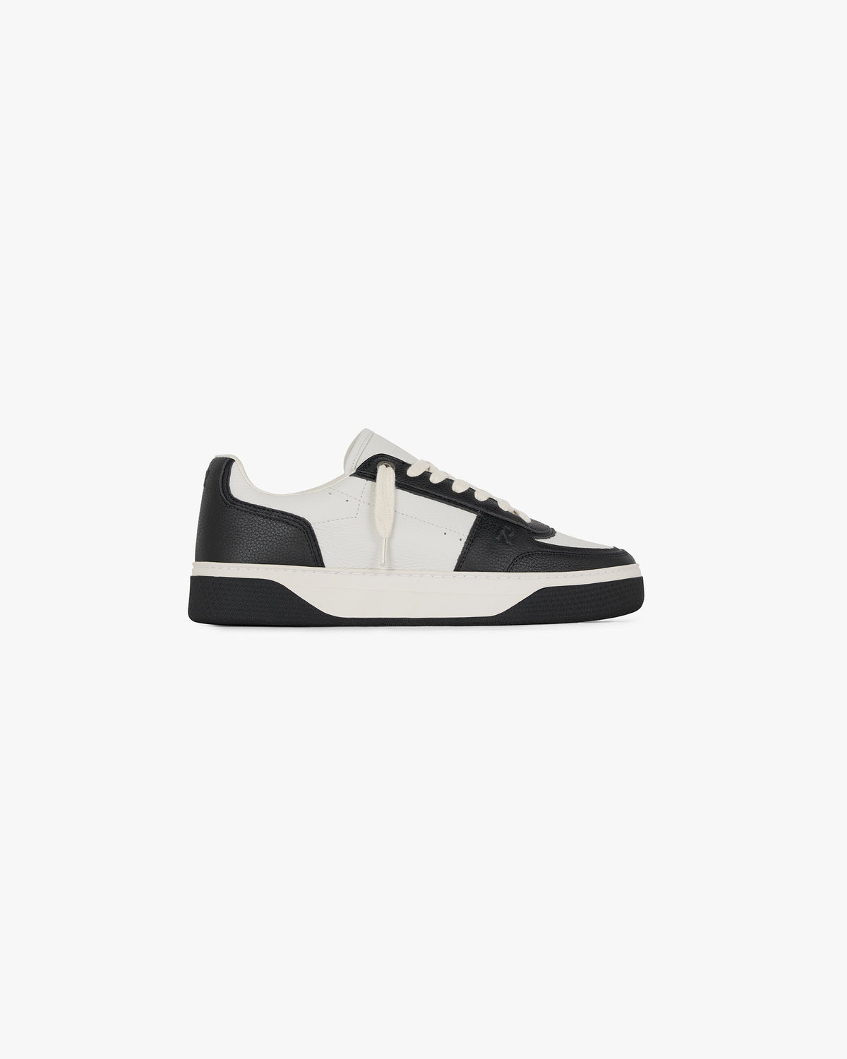 INITIALSNEAKER-LEATHERBLACK_VINTAGEWHITE5_9cde7a82-1f3c-46cc-90dd-0fcbd9fdceb4